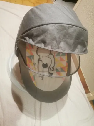 Hamaca para bebé gris con capota