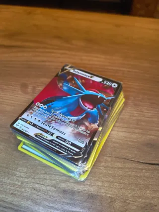 Mazo Cartas Pokémon Salamence V Fuerte Tormenta