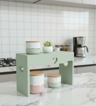 Alzatina porta barattoli verde salvia con cuori