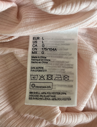 Top camiseta H&M rosa de tirantes