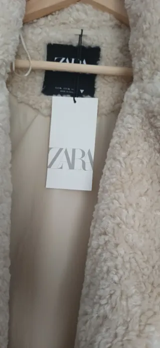 Abrigo pelo Zara XL Beige