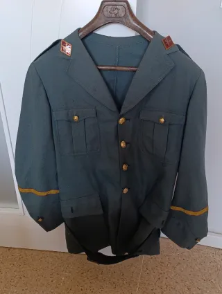 Chaqueta militar de verano