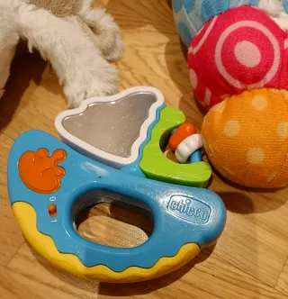 Lote juguetes bebé + regalo mochila