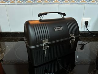 Lonchera Stanley Clásica Negra