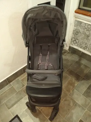 Passeggino grigio
