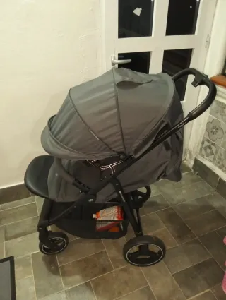 Passeggino grigio