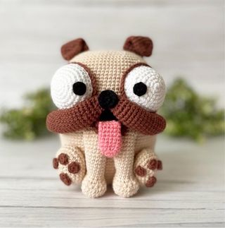 Amigurumi Perro Carlino Hecho a Mano