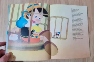 Clásico cuento Disney. Pinocho. GAVIOTA.