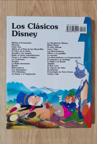 Clásico cuento Disney. Pinocho. GAVIOTA.