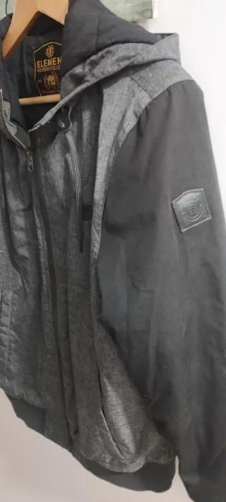 Abrigo Element Talla S Negro/Gris