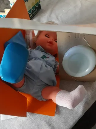 Muñeco antiguo de Toyse con accesorios