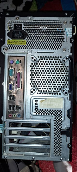 PC Windows XP Acer Veriton M410