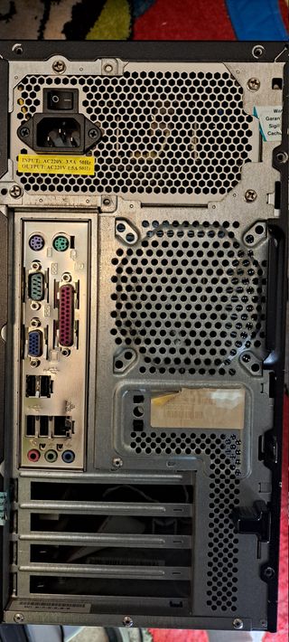 PC Windows XP Acer Veriton M410