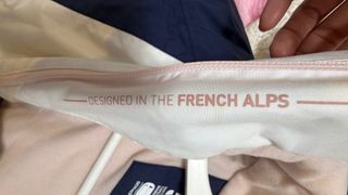 Chaqueta Wedze azul y blanca.  Talla 9 a 10 años!