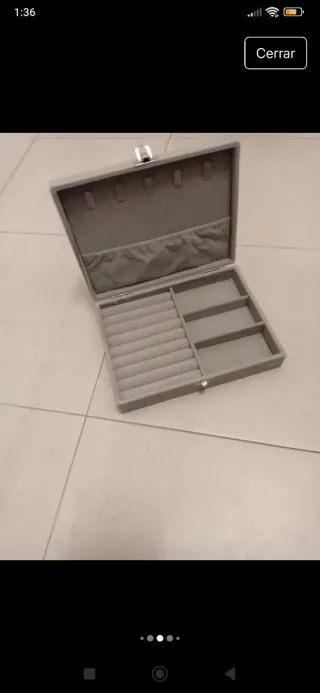 Joyero de terciopelo gris