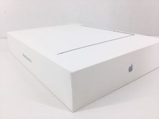 portatil apple apple macbook air m4 10-core 4.4 15 (10gpu) (2025) (a3241)