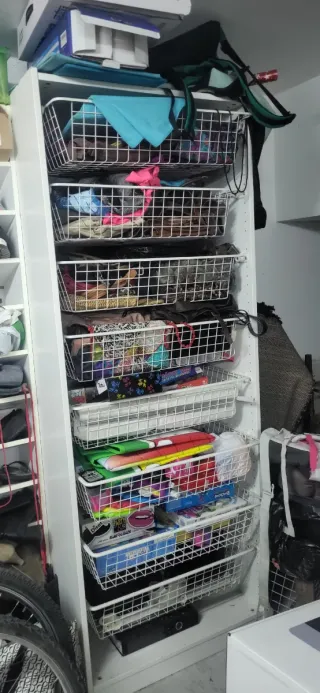 Estantería Pax Ikea con Cestas Metálicas