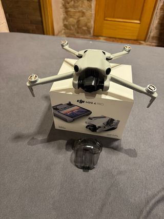 Dron DJI Mini 4 Pro para piezas