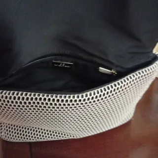 Bolso Purificación García rejilla beige