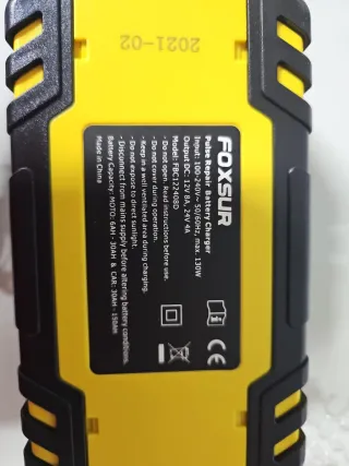 Cargador Baterías 12V/24V 8A/4A