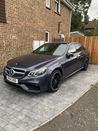 Mercedes Clase E 2015 90.000KM VOLANTE IZQ PLACA🇬🇧