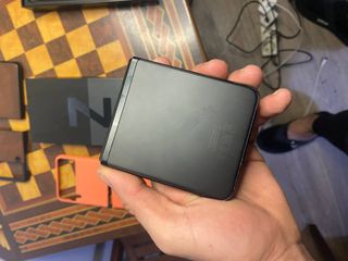 Samsung Z Flip 3 5G Caja 2 Fundas