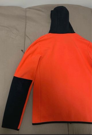 Chaqueta Nike Naranja y Negra