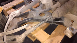 BRAZO SUSPENSION INFERIOR DELANTERO IZQUIERDO