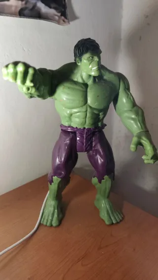 Action Figure Hulk