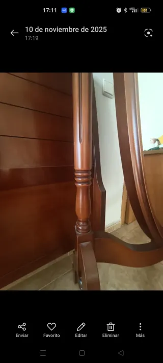 Espejo de pie madera maciza oscilante .