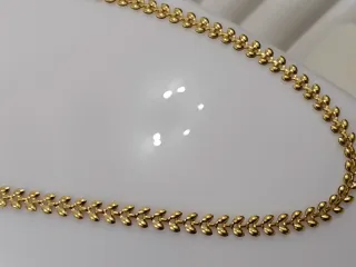 Collar ancho pero ligero Acero Bañado en Oro 18K