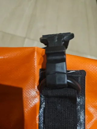 Bolsa estanca naranja ideal submarinismo