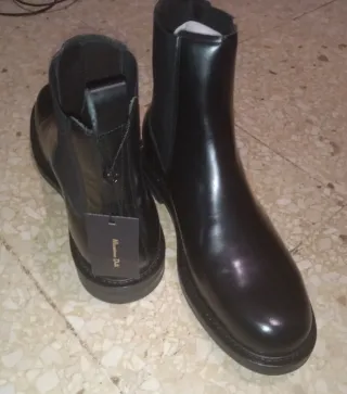 Botas Massimo Dutti Piel Negra Talla 43 con bolso