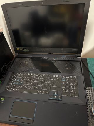 Acer Predator Helios 700