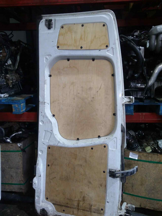 PORTON TRASERO IZQUIERDO MERCEDES SPRINTER II