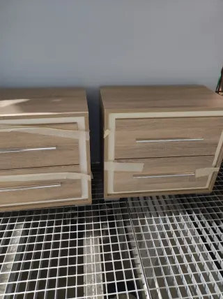 Cómoda y 2 mesitas de noche