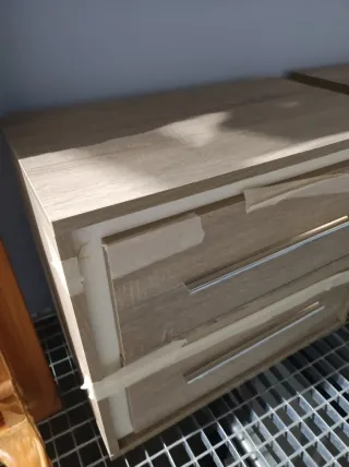 Cómoda y 2 mesitas de noche