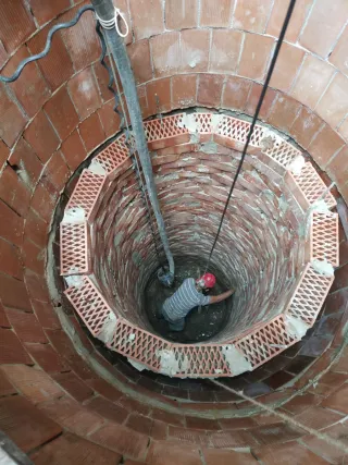 Pozos de agua y bombas en Cataluña