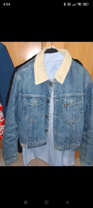 Chaqueta vaquera Lee con forro sherpa