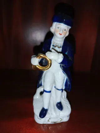 2 Figure in Ceramica Coppia Musicale