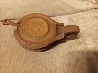 Zuccheriera antica in vetro e legno