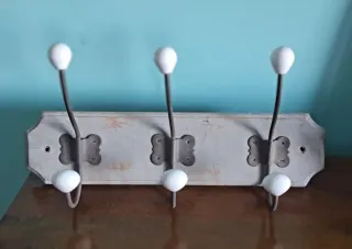 Appendiabiti da parete in legno e metallo