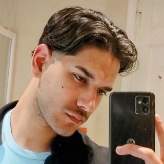 Busco empleo, papeles en regla.