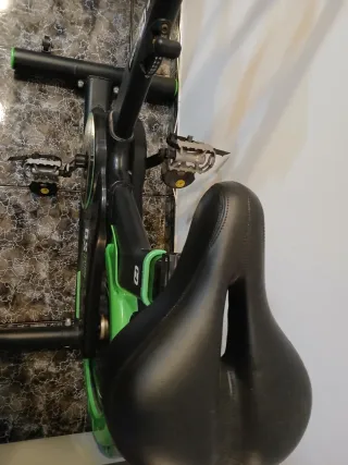 Bicicleta Estática Bodytone DS06