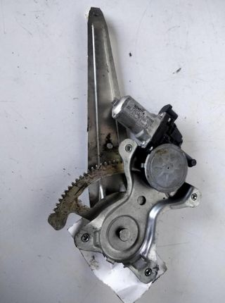 Elevalunas tras der toyota 698300k031 hilux 157175