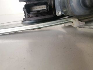 242119 9816401480 elevalunas tras der peugeot 2008