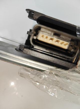 242119 9816401480 elevalunas tras der peugeot 2008