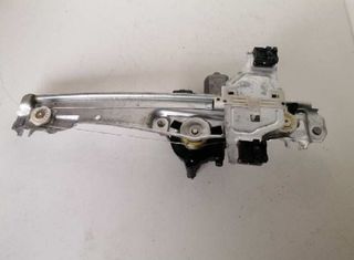 242119 9816401480 elevalunas tras der peugeot 2008