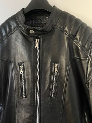 Chaqueta de cuero negra