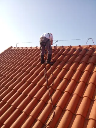 Servicios de limpieza de canalones y tejados